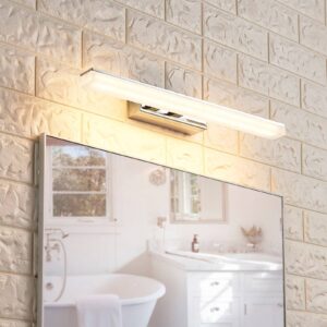 Julie – koupelnová LED lampa v podélném tvaru