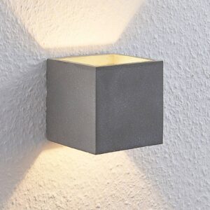 Lindby Nellie LED nástěnné světlo, šířka 11,5 cm