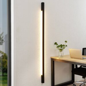 Arcchio Ivano LED nástěnné světlo, 170 cm, černé