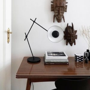 GRUPA Arigato stolní lampa, třídílné rameno černá